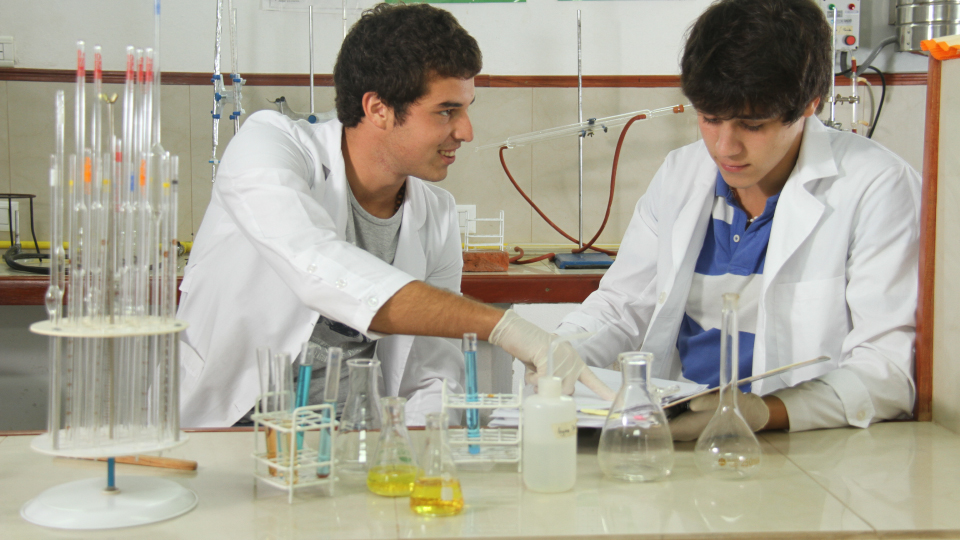 Licenciatura en Ciencia y Tecnología de los Alimentos (Lules, Tucumán)